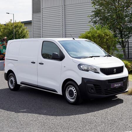 PEUGEOT EXPERT 2.0 BlueHDi 1400 Professional Premium