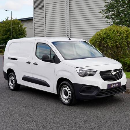 VAUXHALL COMBO 1.5 Turbo D 2300 Dynamic