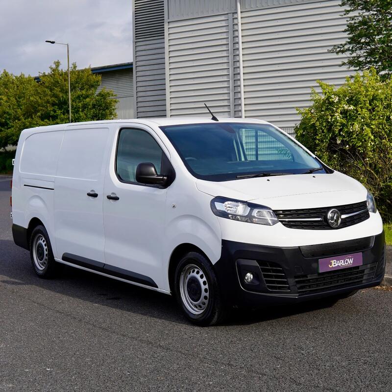 VAUXHALL VIVARO