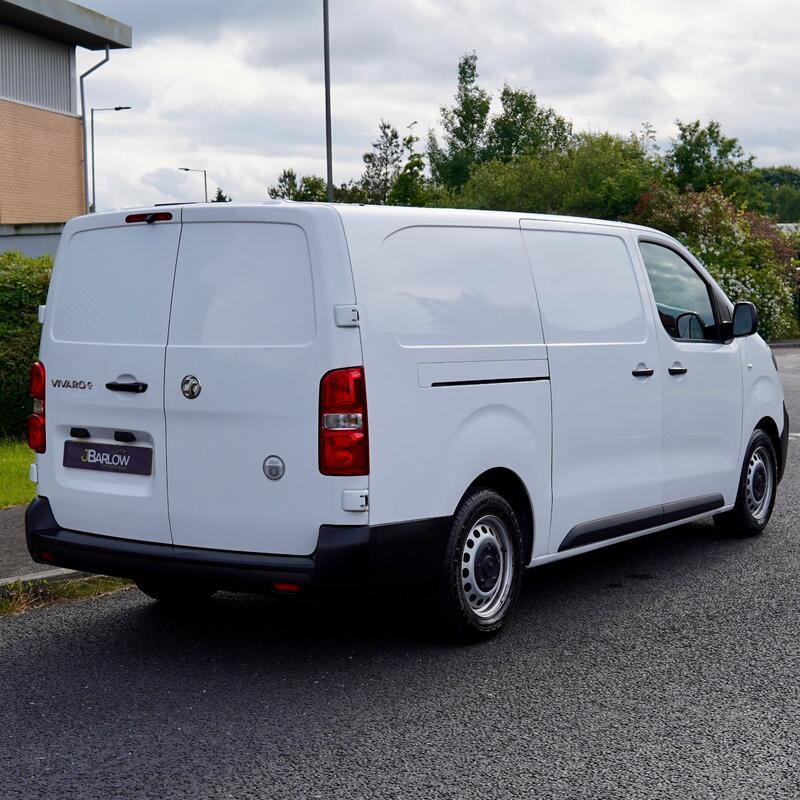 VAUXHALL VIVARO