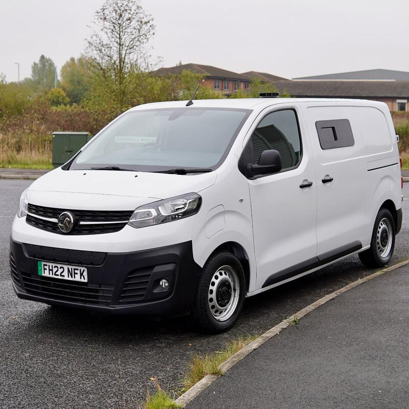 VAUXHALL VIVARO